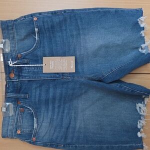 ❤️❤️Madewell High Rise Mid Length Cut Off Denim Shorts Size - 27